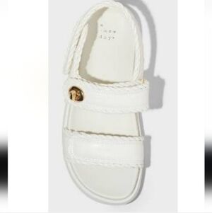 A New Day Tilly Comfort Footbed Sandal In White Size Woman's 10